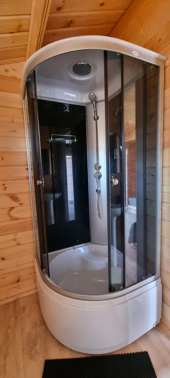 Семейный эко домик из дерева