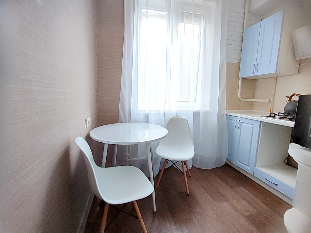 Квартира Просторная двухкомнатная квартира — Севастополь