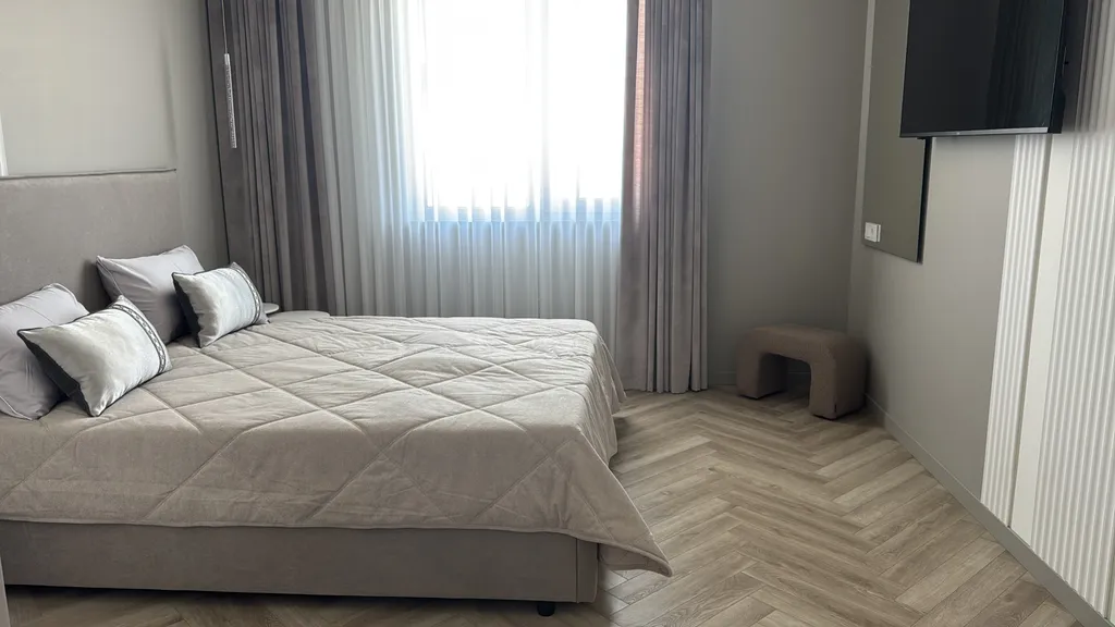 4 комнатный Дом с бассейном