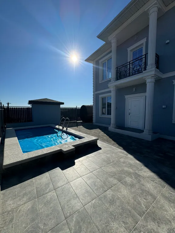 Уютный дом с баней и бассейном