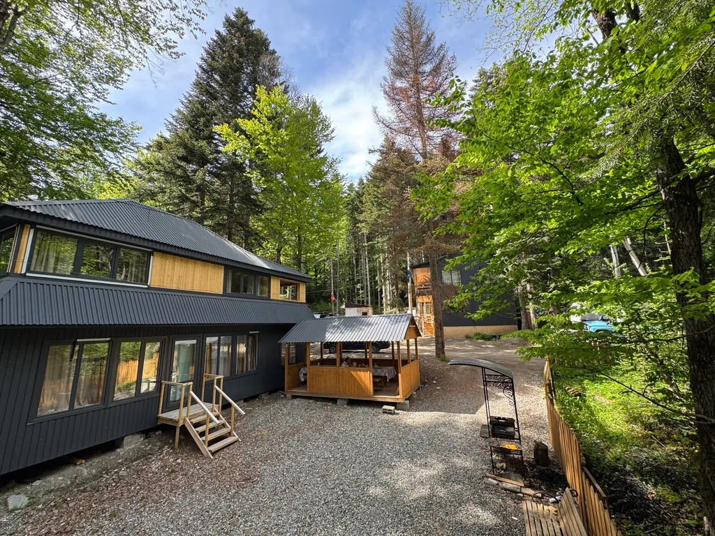 Коттедж Коттедж с видом на лес и горы — Архыз