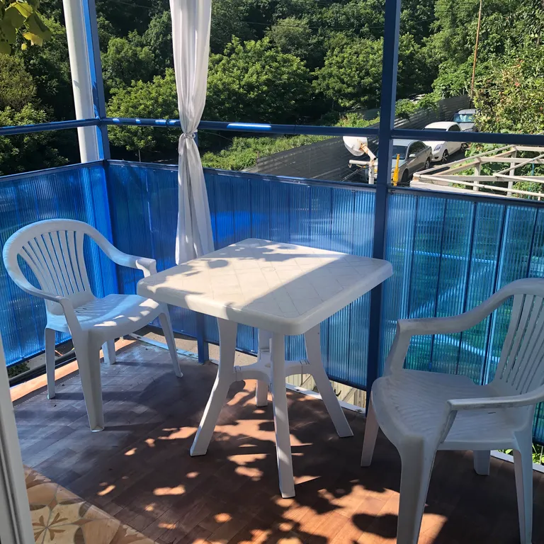 Коттедж - ТЕРЕМ 
Трёх-четырехместный семейный  номер с удобствами