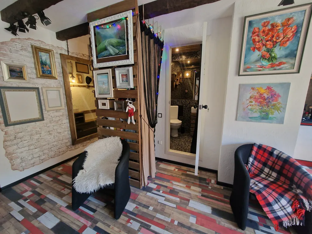 Уютные апартаменты в расшиpеннoм центpе