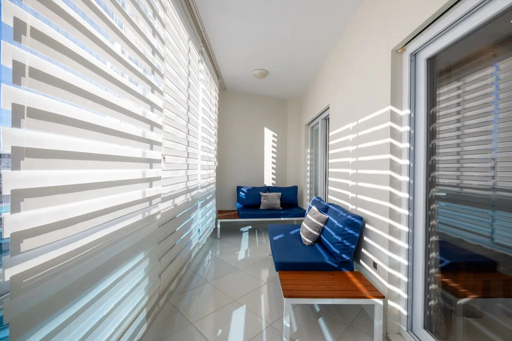 Апартамент с видом на море и горы