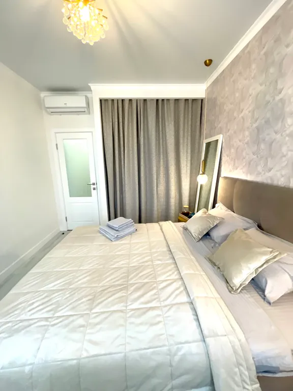 Люкс апартаменты в доме бизнес класса центр