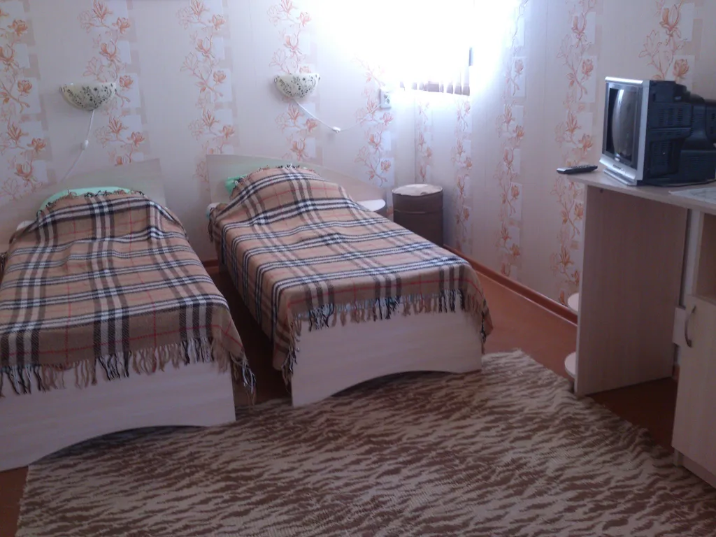 Просторная комната с кондиционером в частном доме