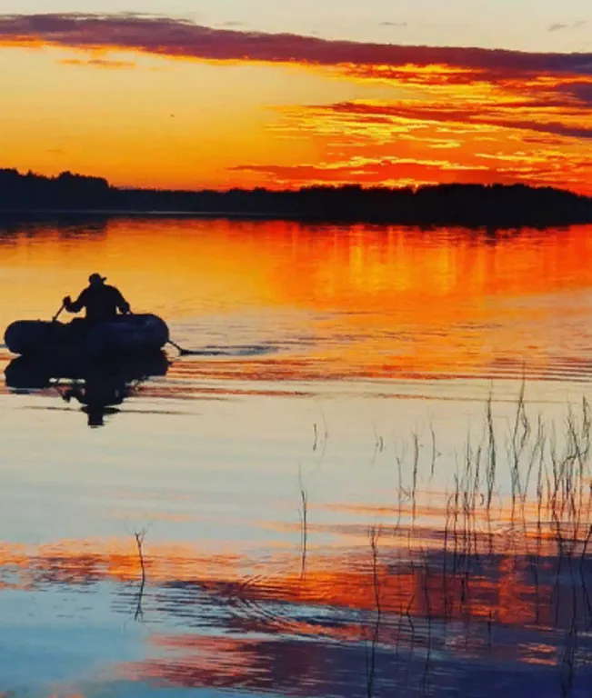 Жилой дом на самом берегу озера Крошнозеро
