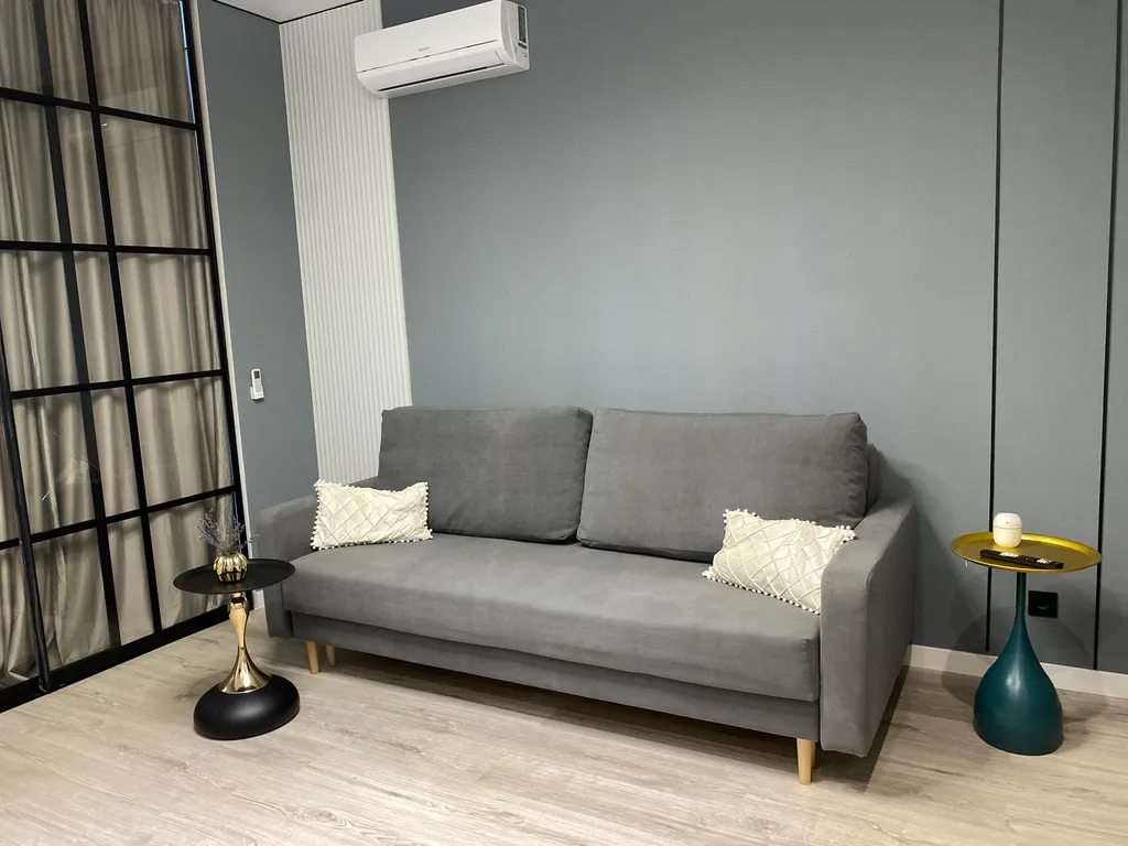 Стильная квартира в 10 минутах от моря пешком