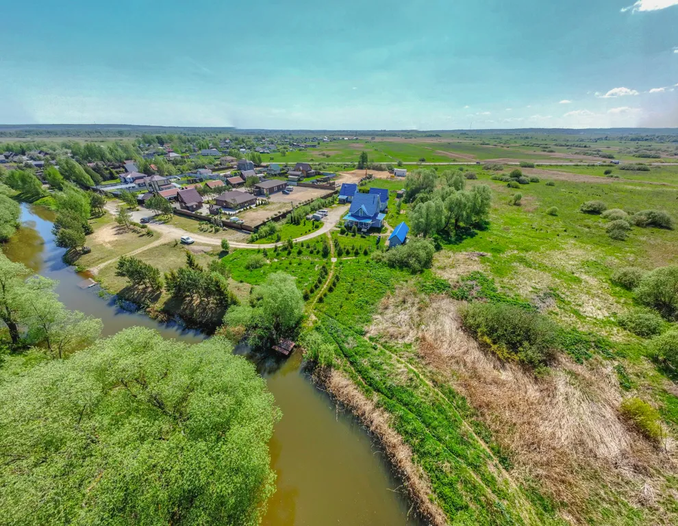 Дом на реке