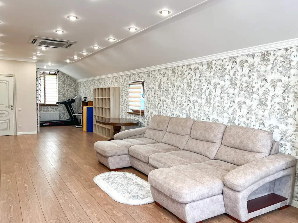 Уютный деревенский дом в стиле шале