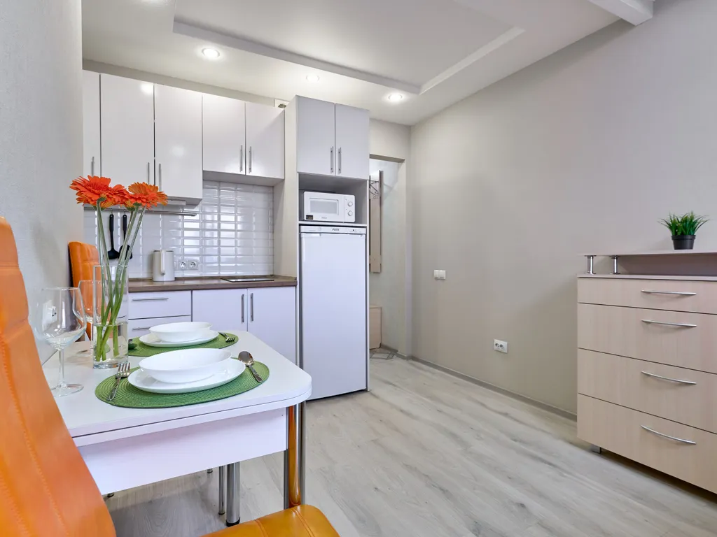 Студия на Б. Подгорной, 87 №23