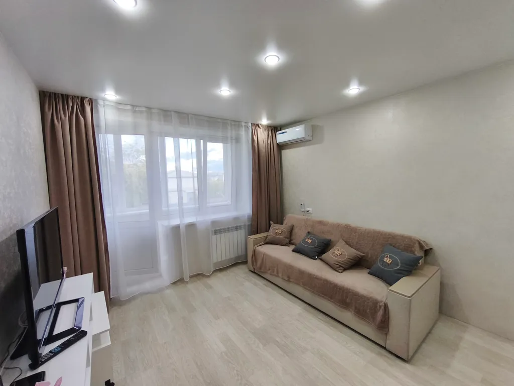 УЮТНАЯ, ЧИСТАЯ КВАРТИРА — аренда посуточно в Улан-Удэ