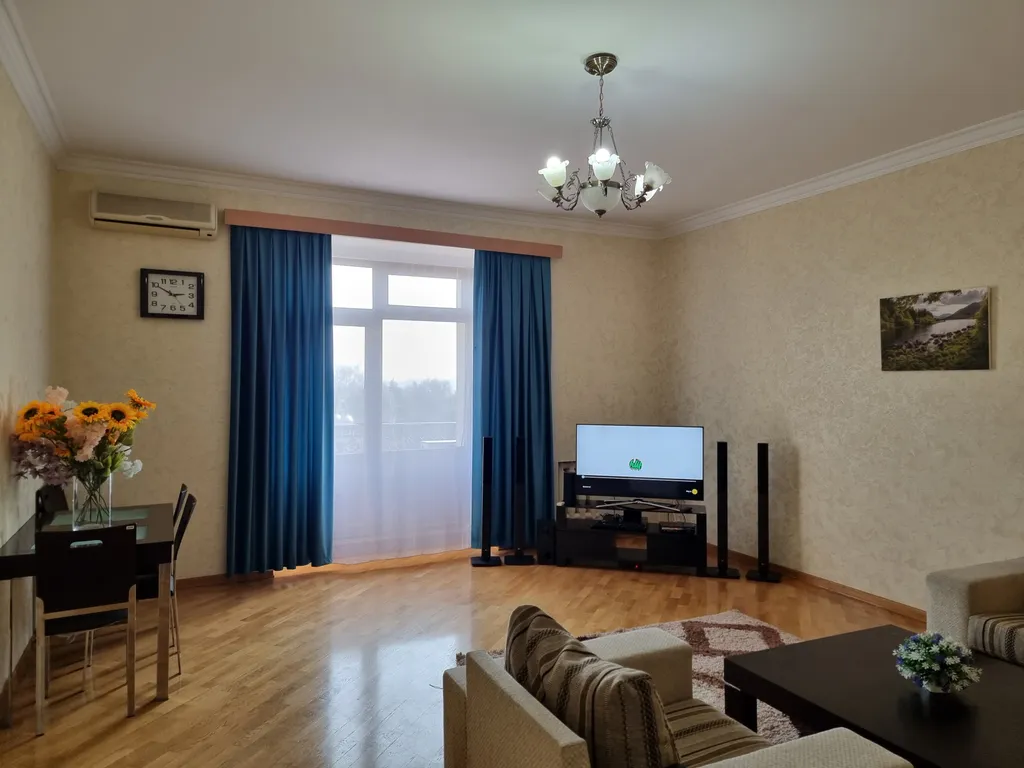 Сахиль апарт