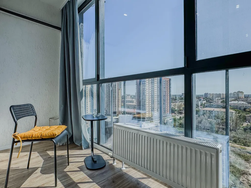 Уютная студия в центре с рабочим местом