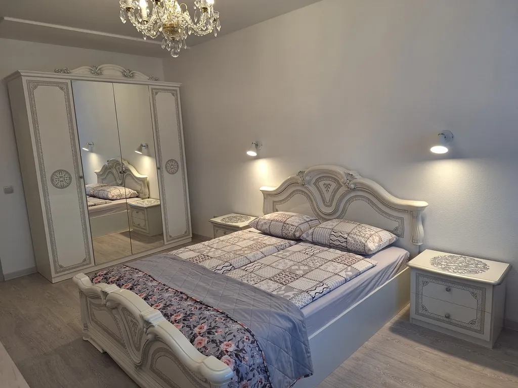 Квартира Квартира Уютная, светлая, с кондиционером в новом р-не с развитой инфраструктурой — Калининград