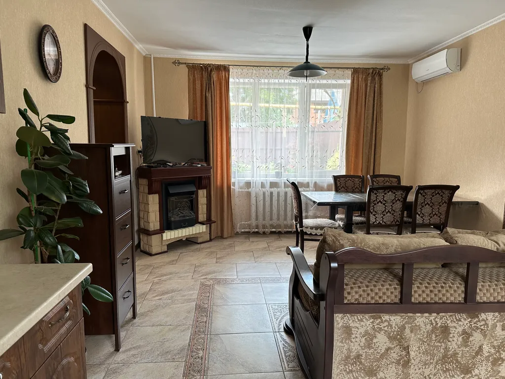 Дом на Толстом мысу