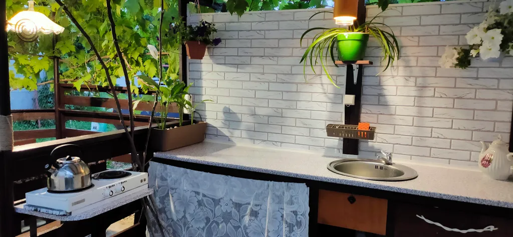 Часть дома с отдельным входом и парковкой для авто