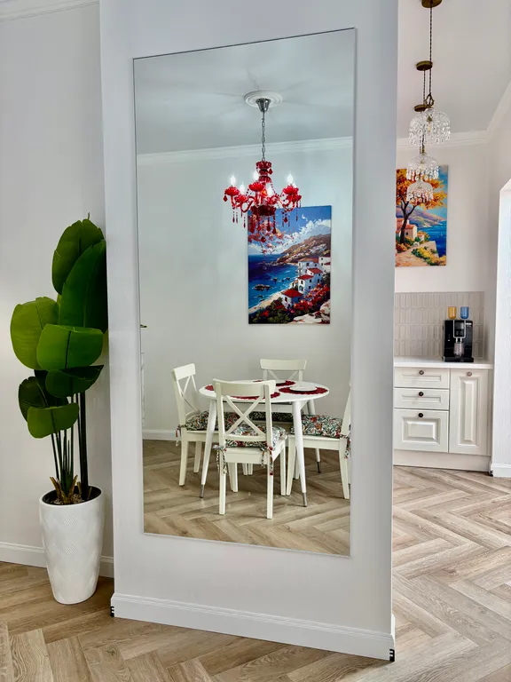 Новая квартира с балконом