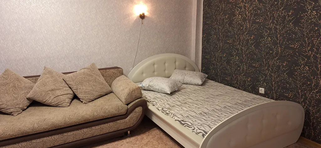 Уютная квартира в центре города — аренда посуточно в Юрга