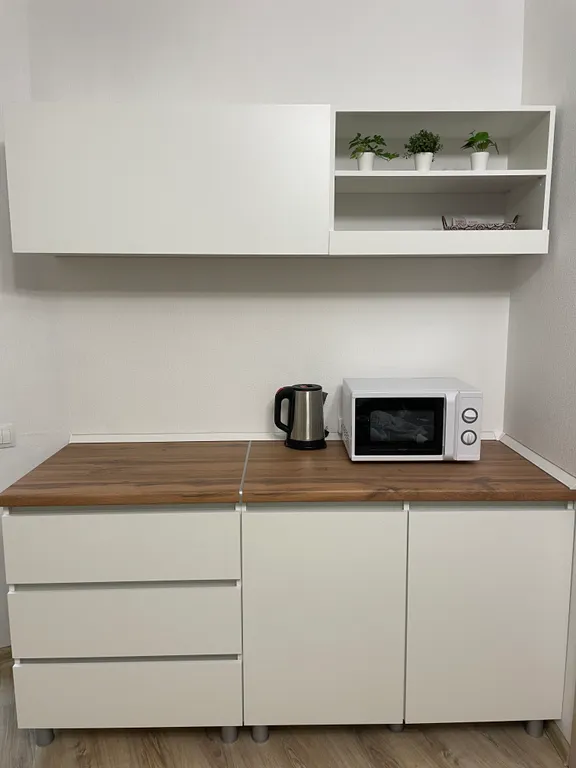 Стильная студия с балконом