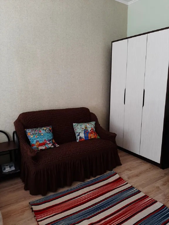 Комфортная однокомнатная квартира — аренда посуточно в Ейск