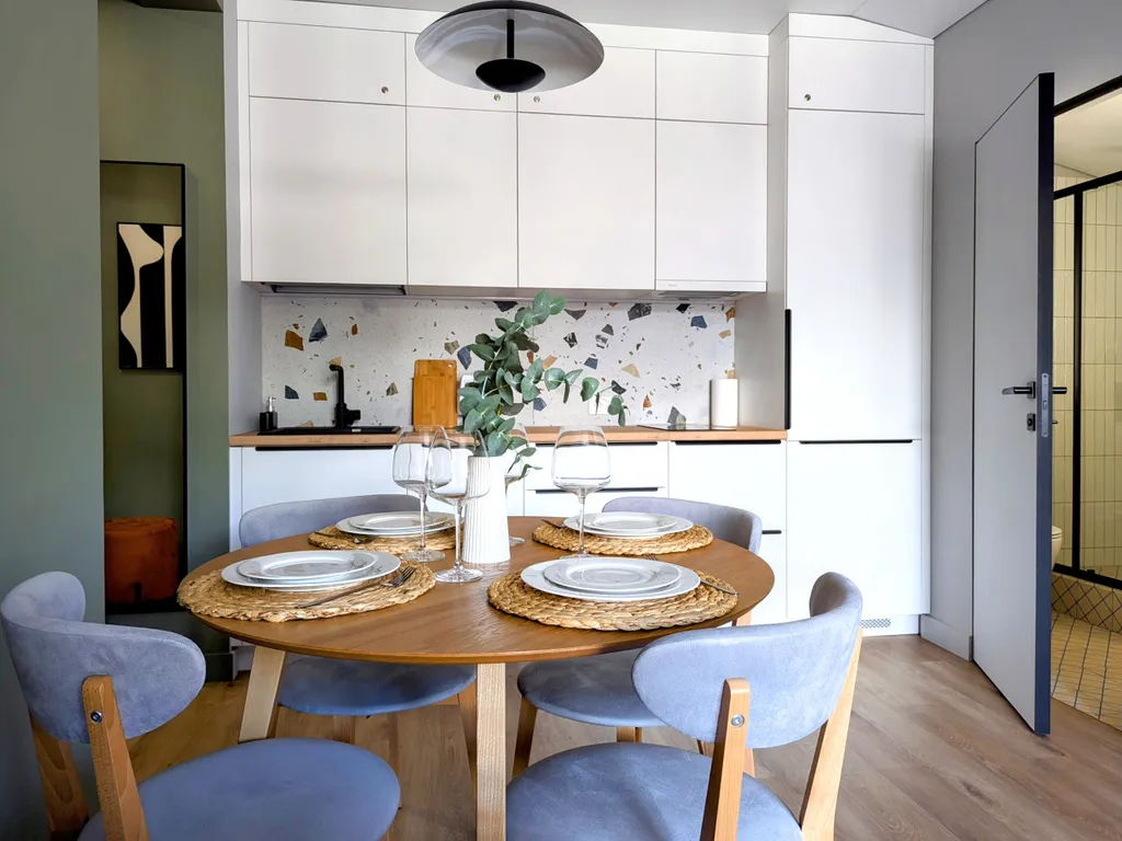 Новая квартира с видовым балконом и лыжной комнатой