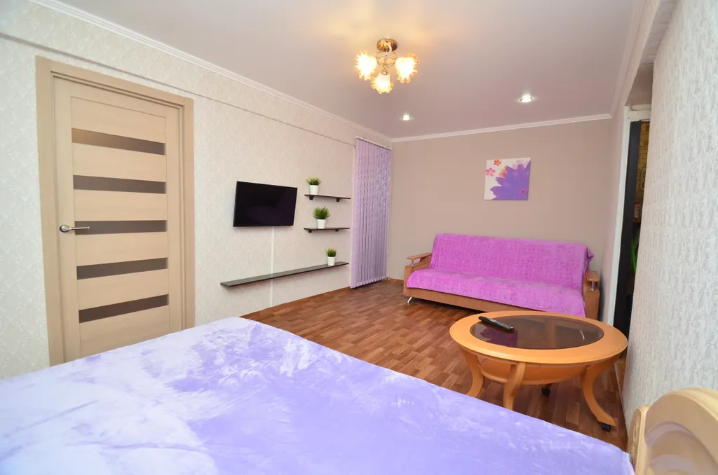 Квартира Уютные апартаменты рядом с набережной — Красноярск