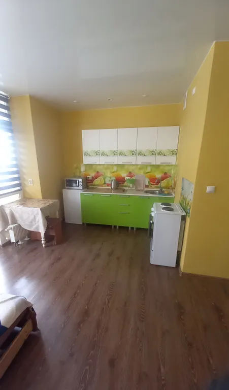 Студия с балконом в новом доме, недалеко от центра