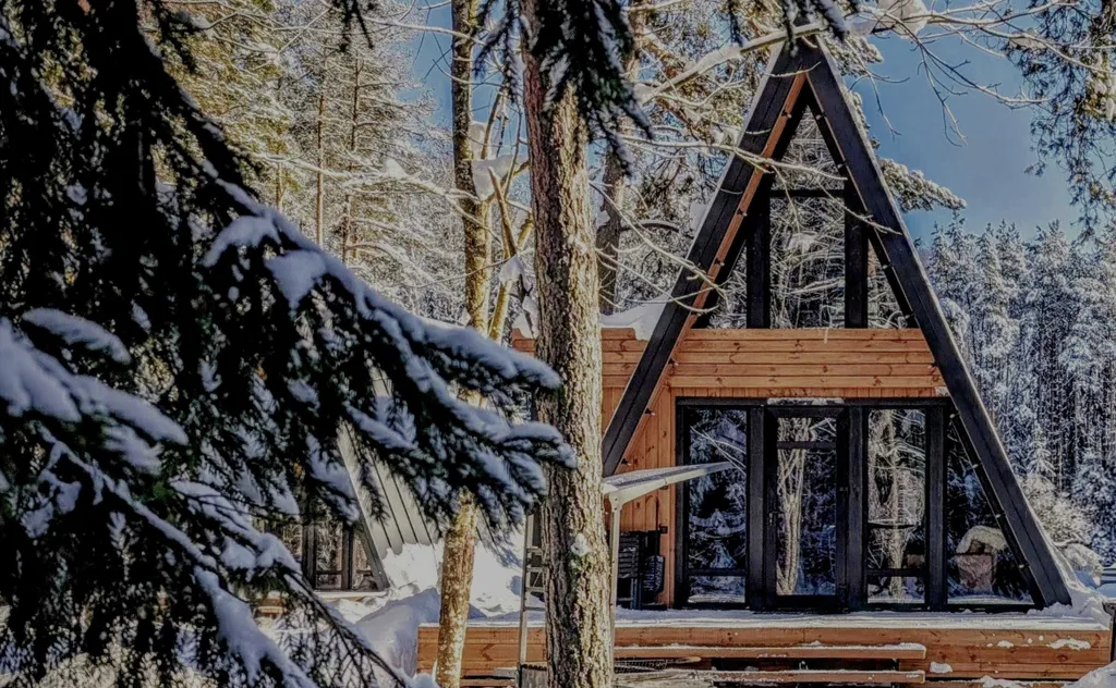 Коттедж A-frame на Нарочи с видом на лес в 10 минутах от пляжа — аренда посуточно в Нарочь