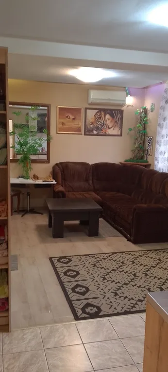 Уютная отдельная студия, дам видио всей квартиры детально)