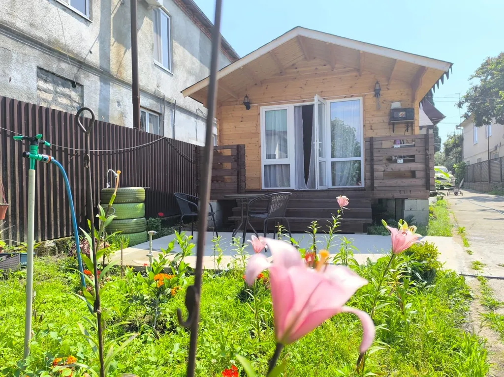 Коттедж Уютный домик — Сухум