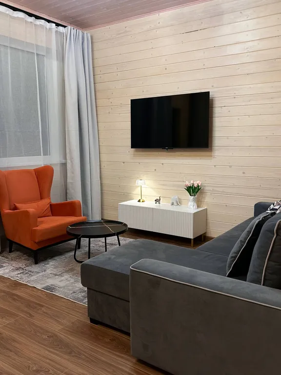 Дом с собственным сосновым лесом недалеко от поселка Сосново