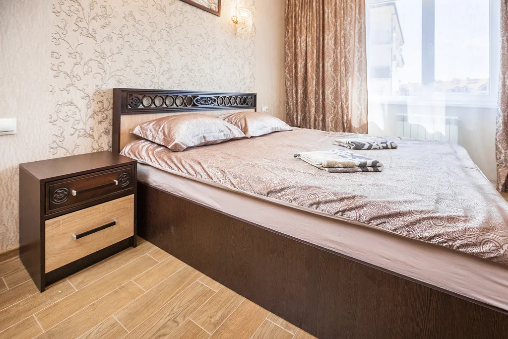 Большая евродвушка на берегу открытого моря