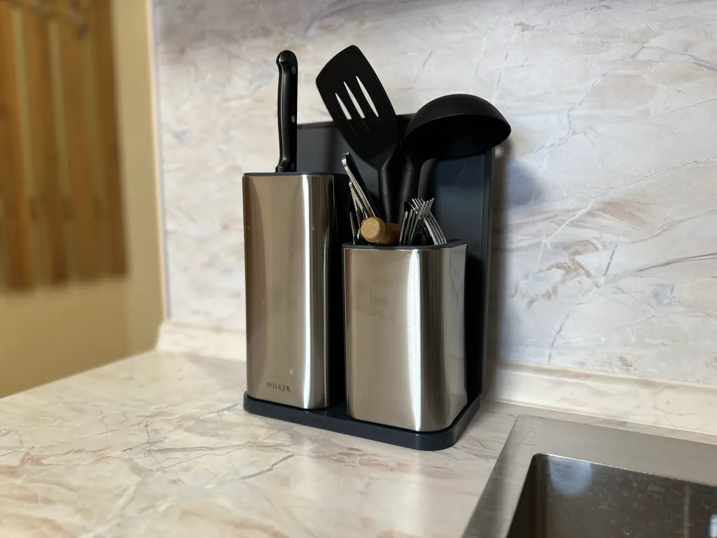 Cтудия Земля с видом на город и пойму Клязьмы