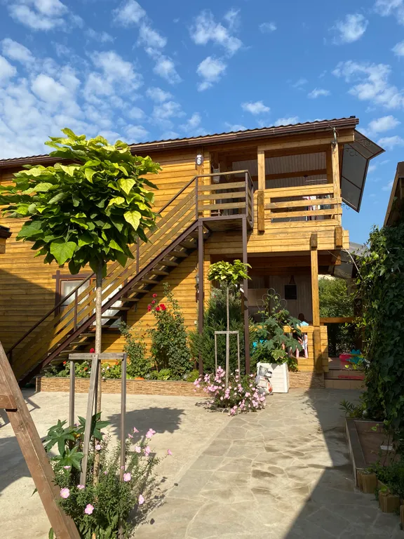 Коттедж Дом 1 с бассейном и питанием, первая линия — Кучугуры