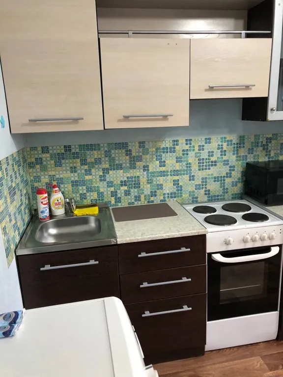 Уютная квартира в центре города — аренда посуточно в Юрга