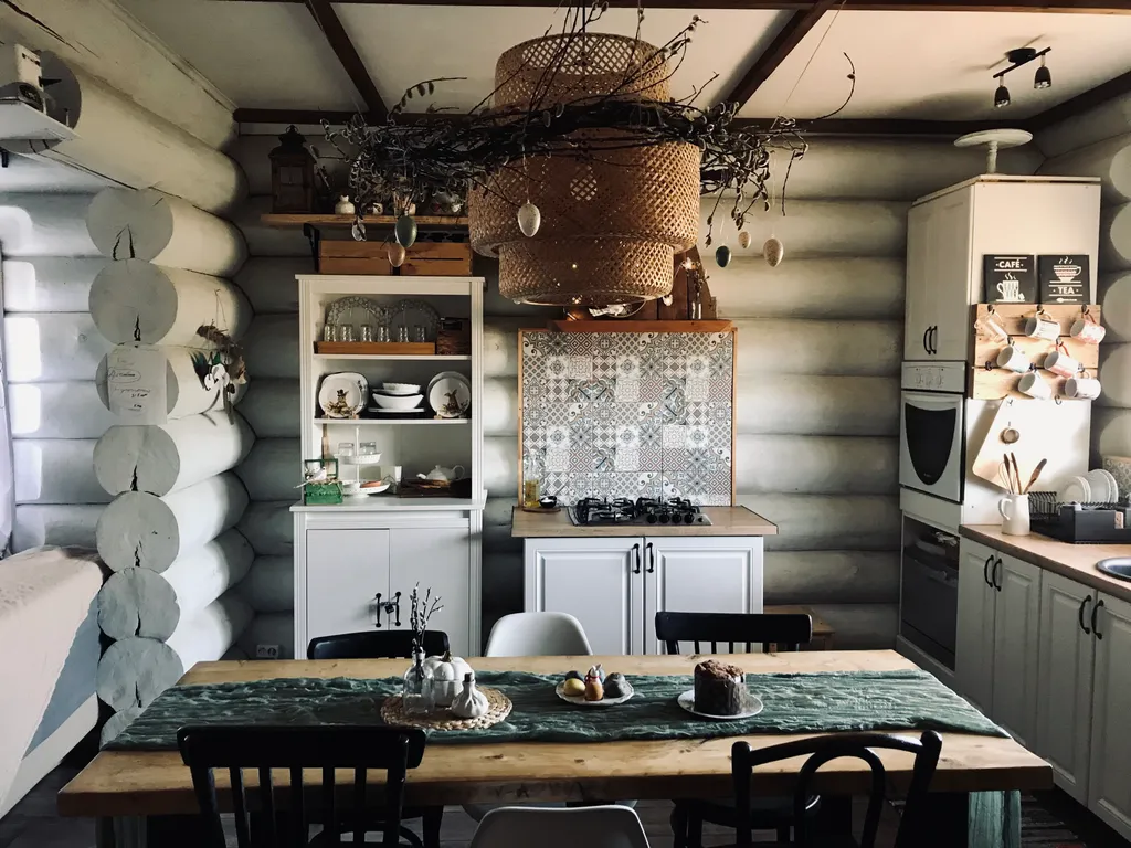 Уютный семейный дом у озера