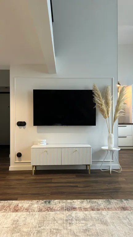 Эксклюзивная двухуровневая 1-комн. квартира с дизайнерским ремонтом