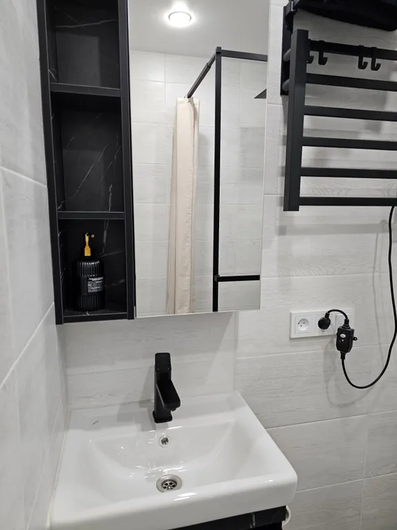 Уютная квартира в центре города с видом на море