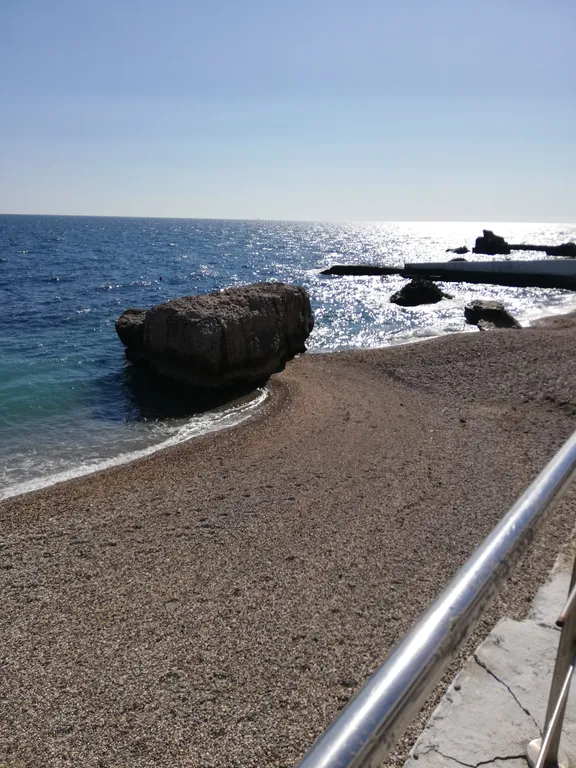 Уютная комнатка в квартирке Пальма у моря