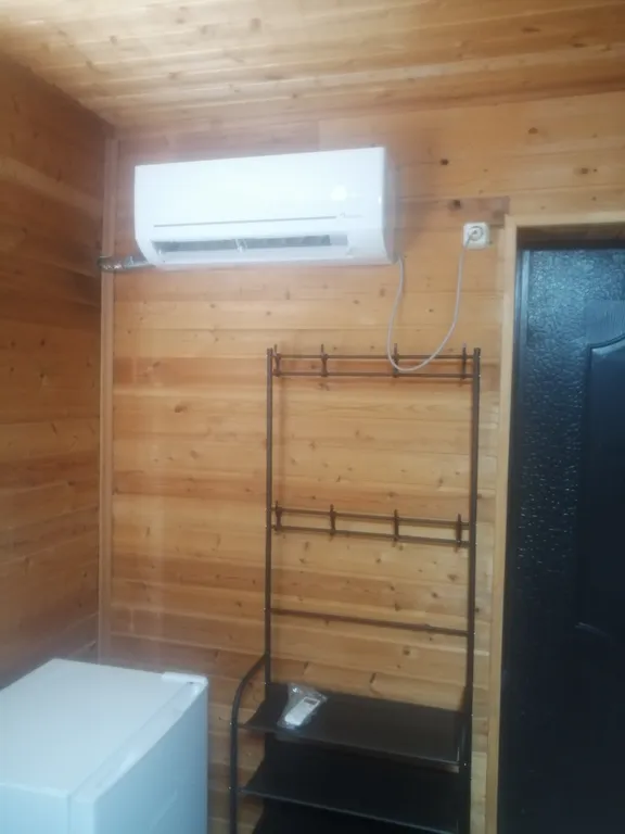 Коттедж Гостевой домик — Красный