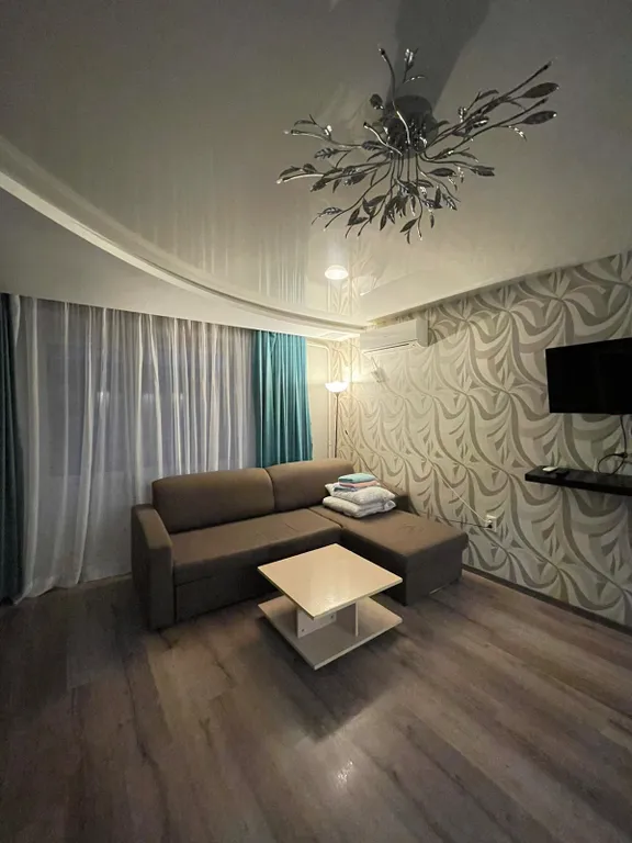 Квартира Квартира Просторная студия с джакузи в центре — Ярославль