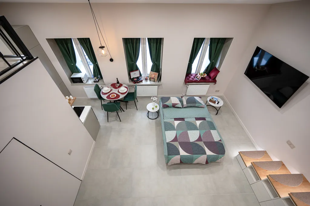 Дизайнерская мансарда Green Attic с кондиционером у Невского проспекта
