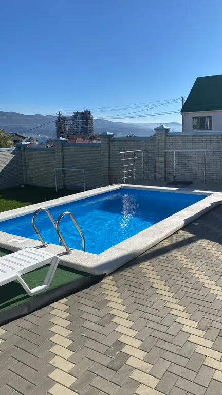 Коттедж Дом с бассейном с подогревом — Новороссийск