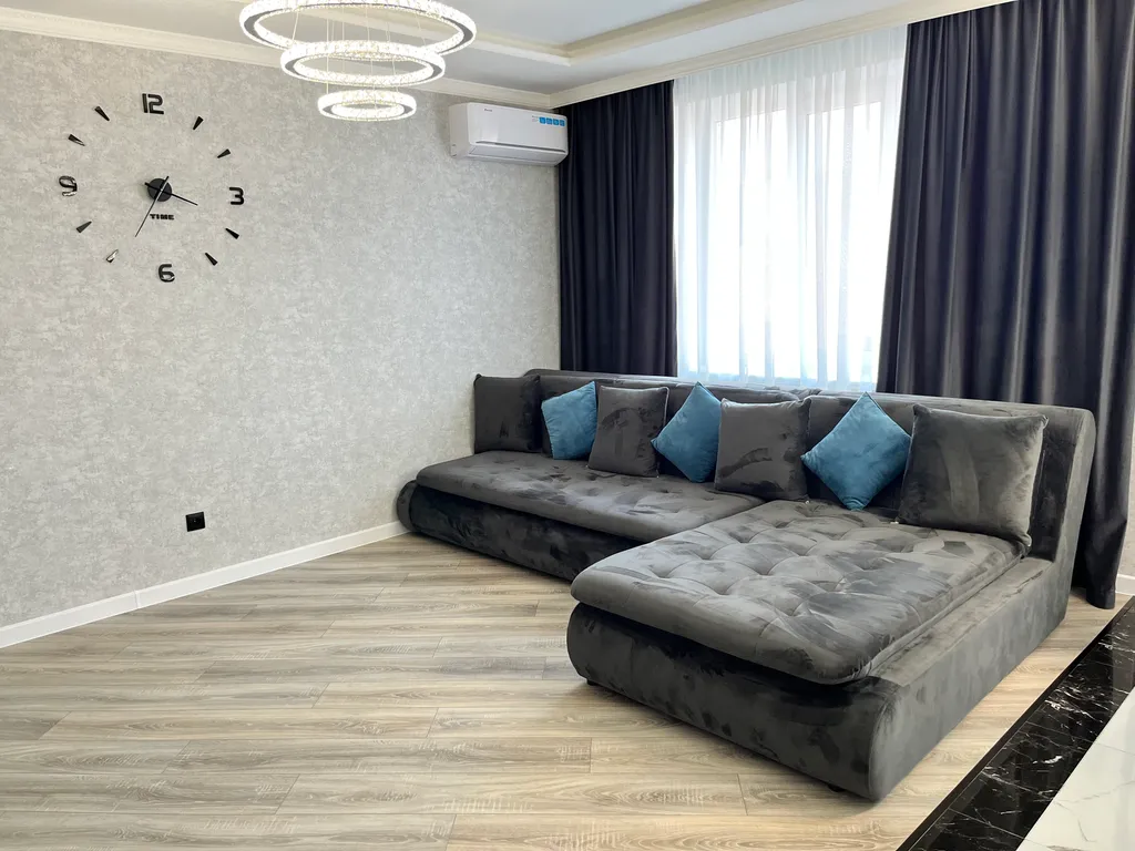 Уютная двухкомнатная квартира в хорошем районе — аренда посуточно в Владикавказ