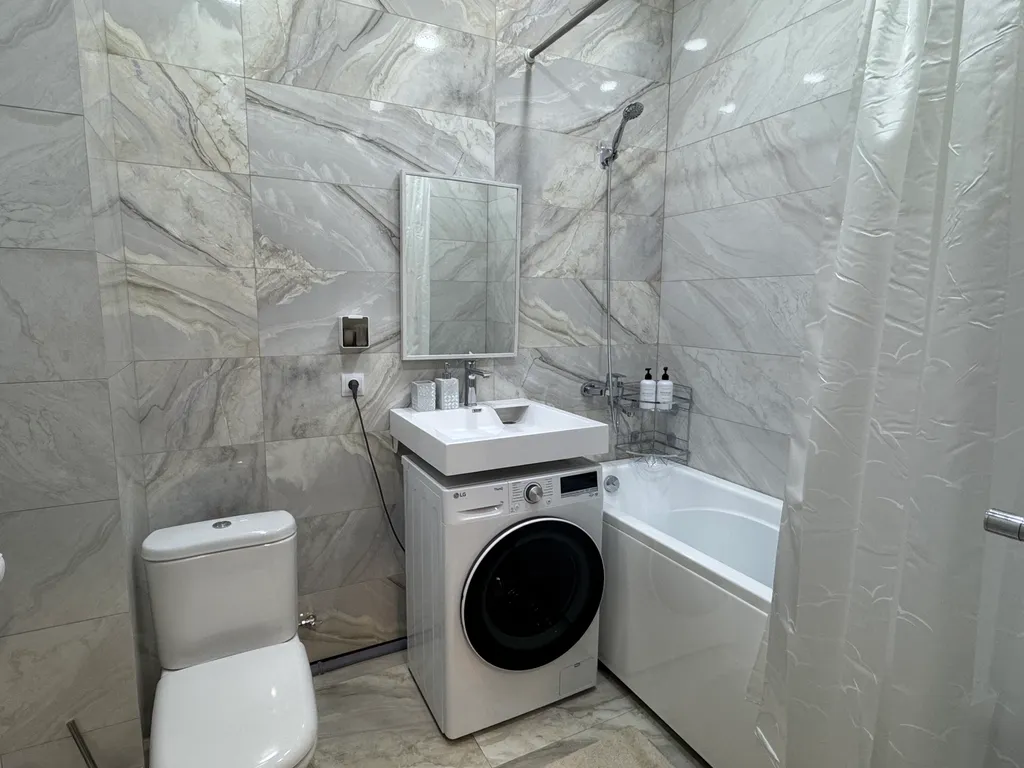 Уютная квартира в курортной зоне напротив парка Победы