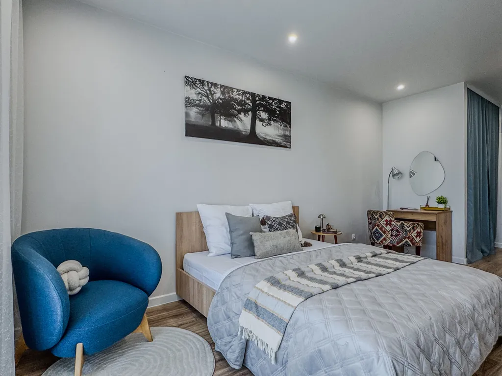 Уютная студия в центре с рабочим местом