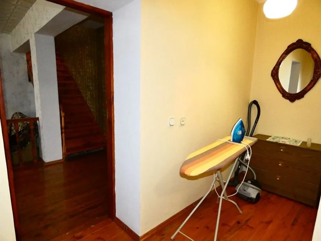 4-комнатный Дом