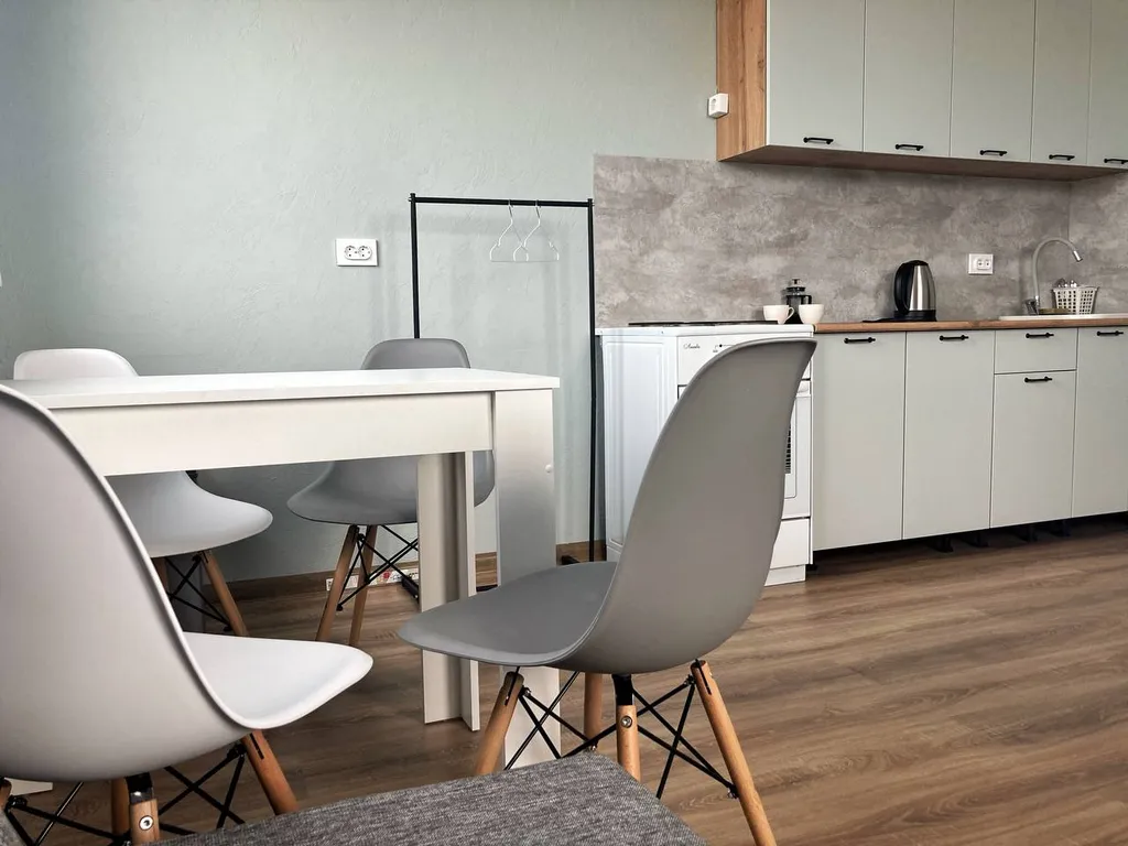 Большой номер с кухней и балконом с шикарный видом на море