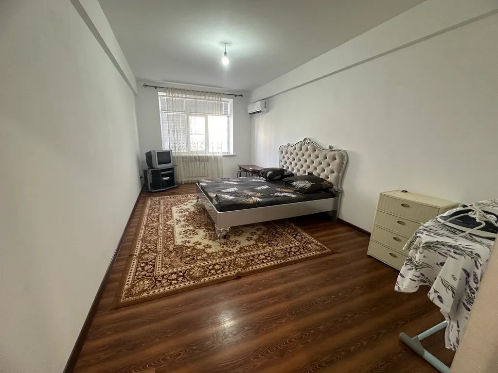 Квартира в 10 минутах ходьбы до моря и до дворца спорта Али Алиева.